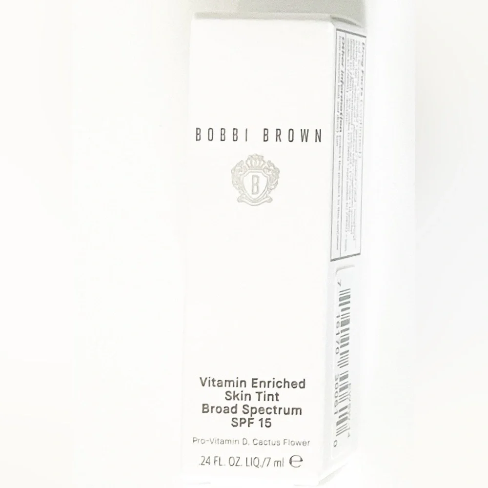 Bobbi Brown Deep 2 Vitamin Enriched Skin Tint SPF 15- Travel Size - .24 Fluid Oz